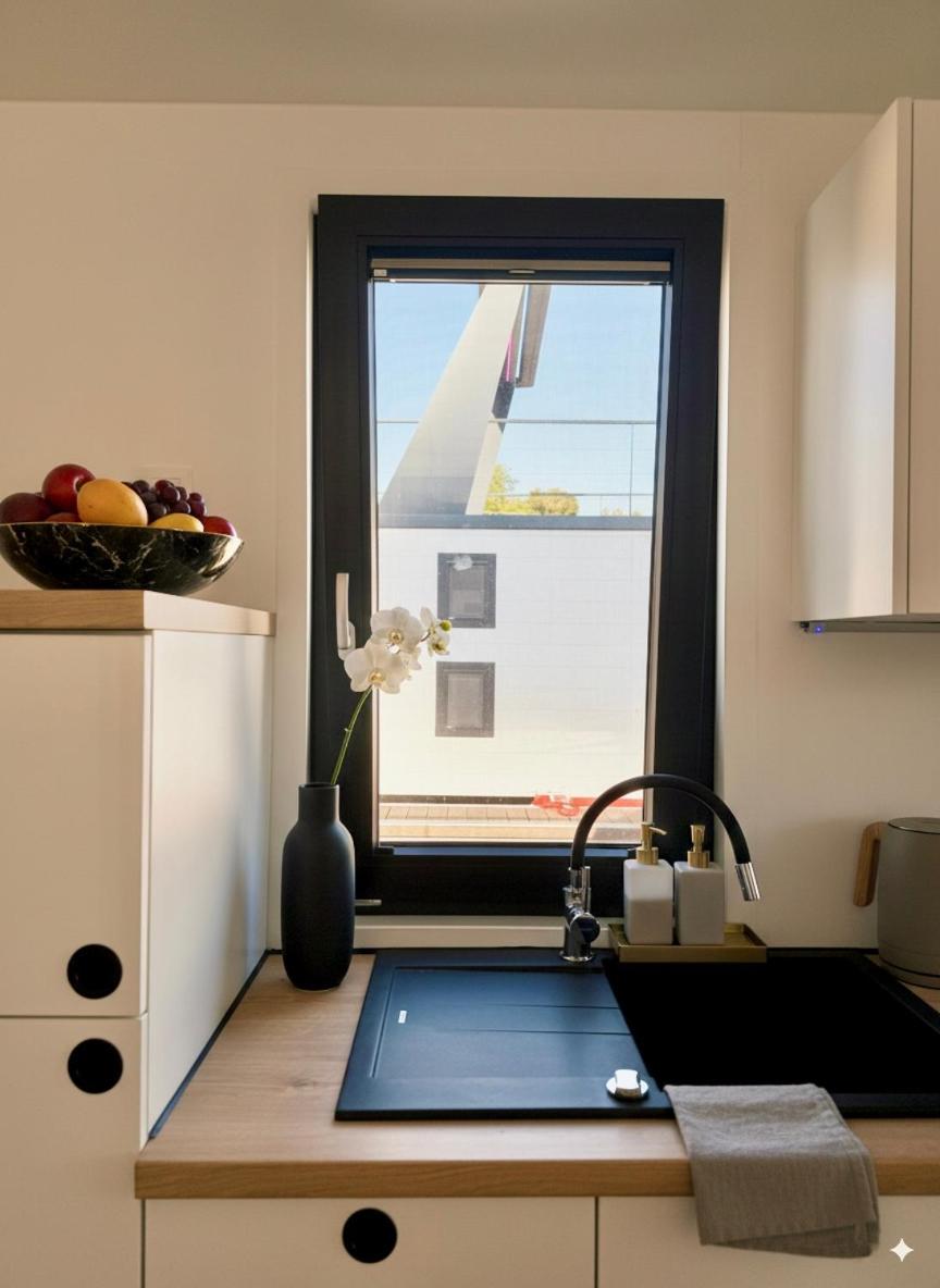 Prestige Yacht Resort Budapest