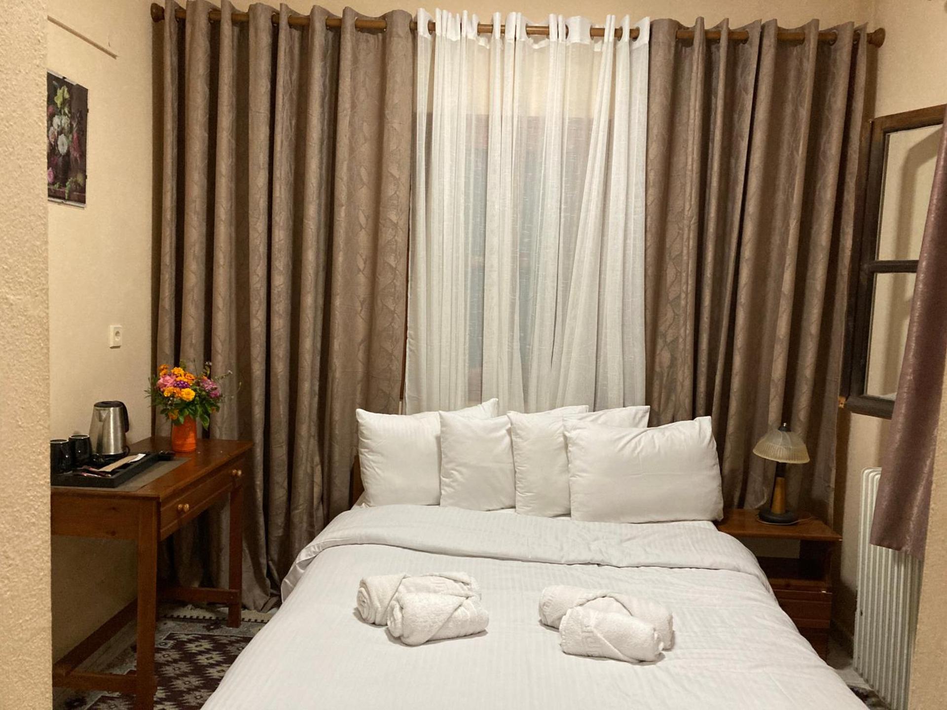 HOTEL ΗΩ (ΞΕΝΩΝΑΣ ΤΣΙΑΧΡΗΣ)