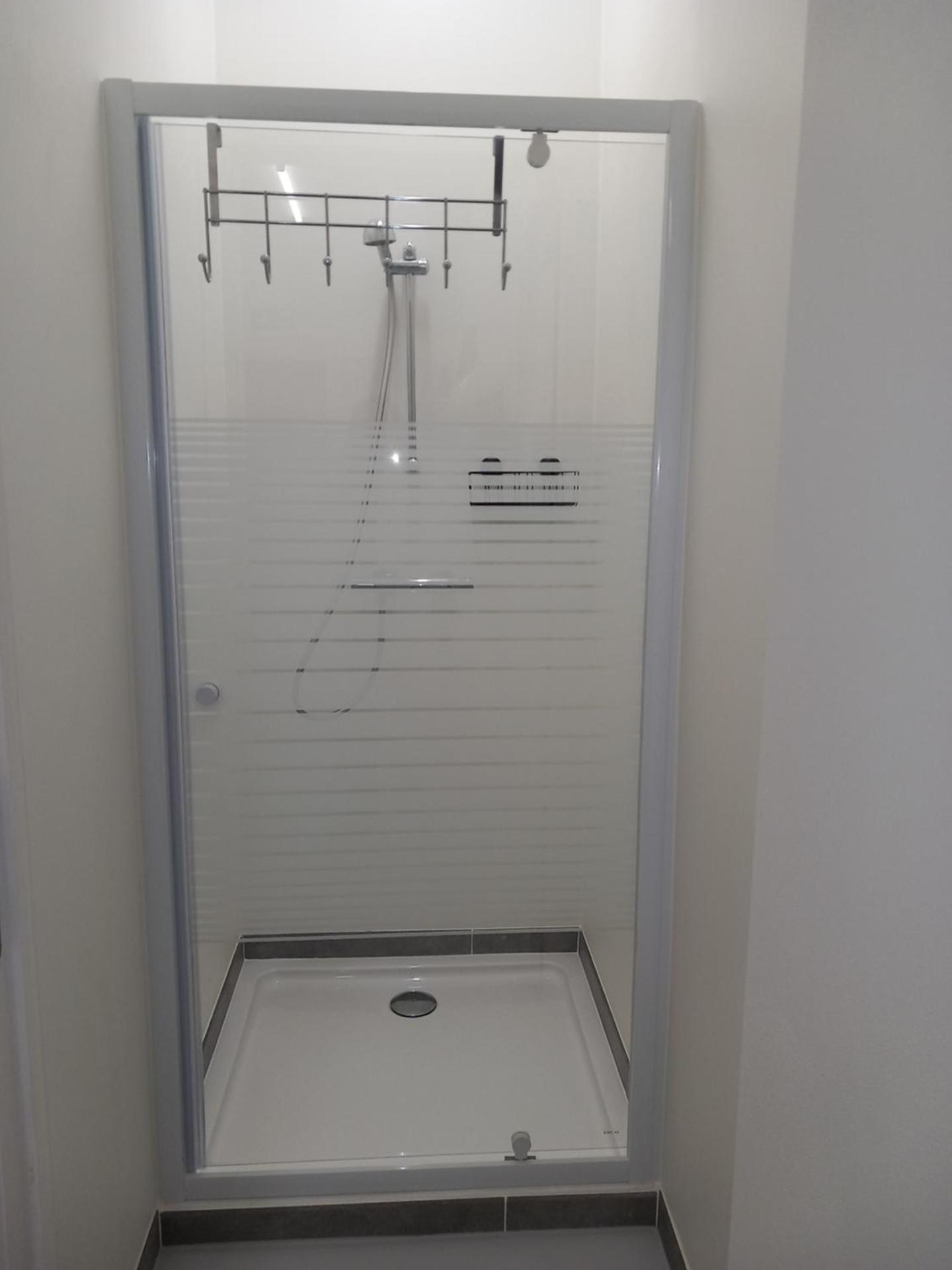 Chez Jean-Claude chambre pour seulement 2 personnes et un seul lit