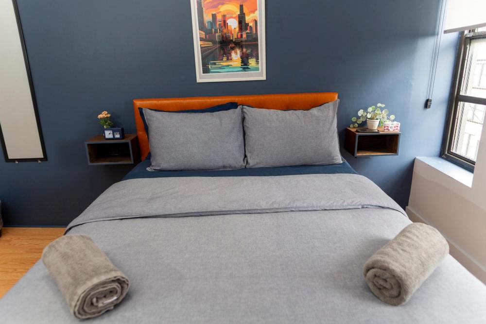 Chicago Parthenon Hostel