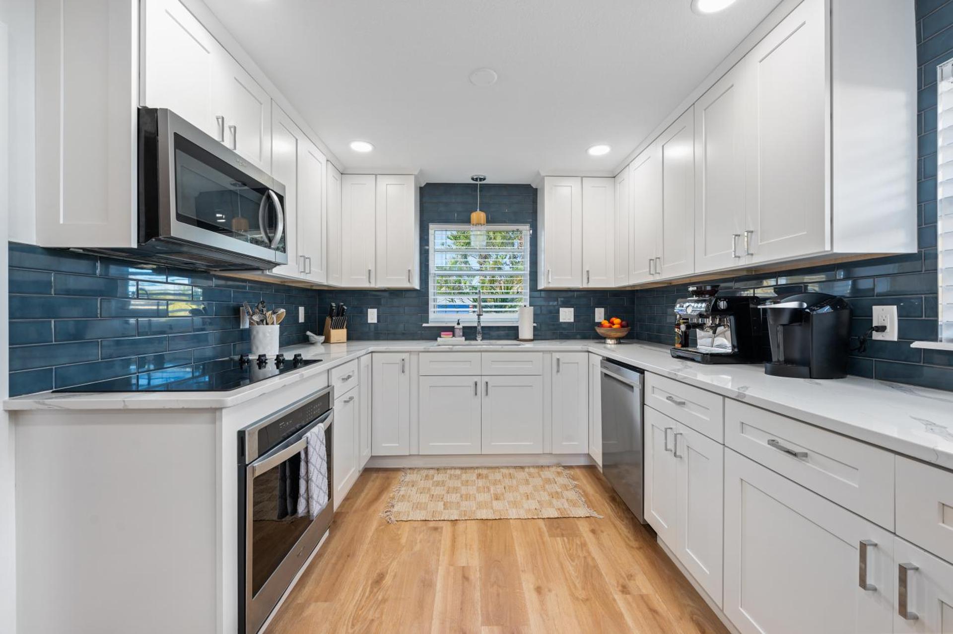 Luxury Oceanfront Vacation Home in Cocoa Beach 5 Bedrooms, Game Room & Direct Beach Access