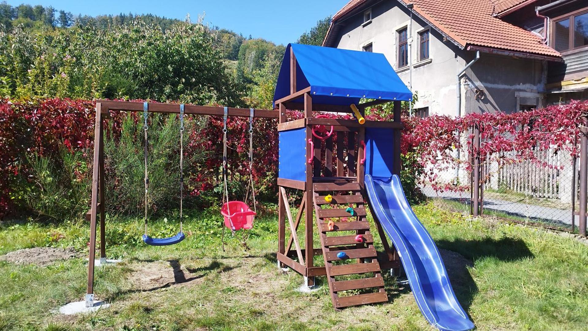 Children play ground