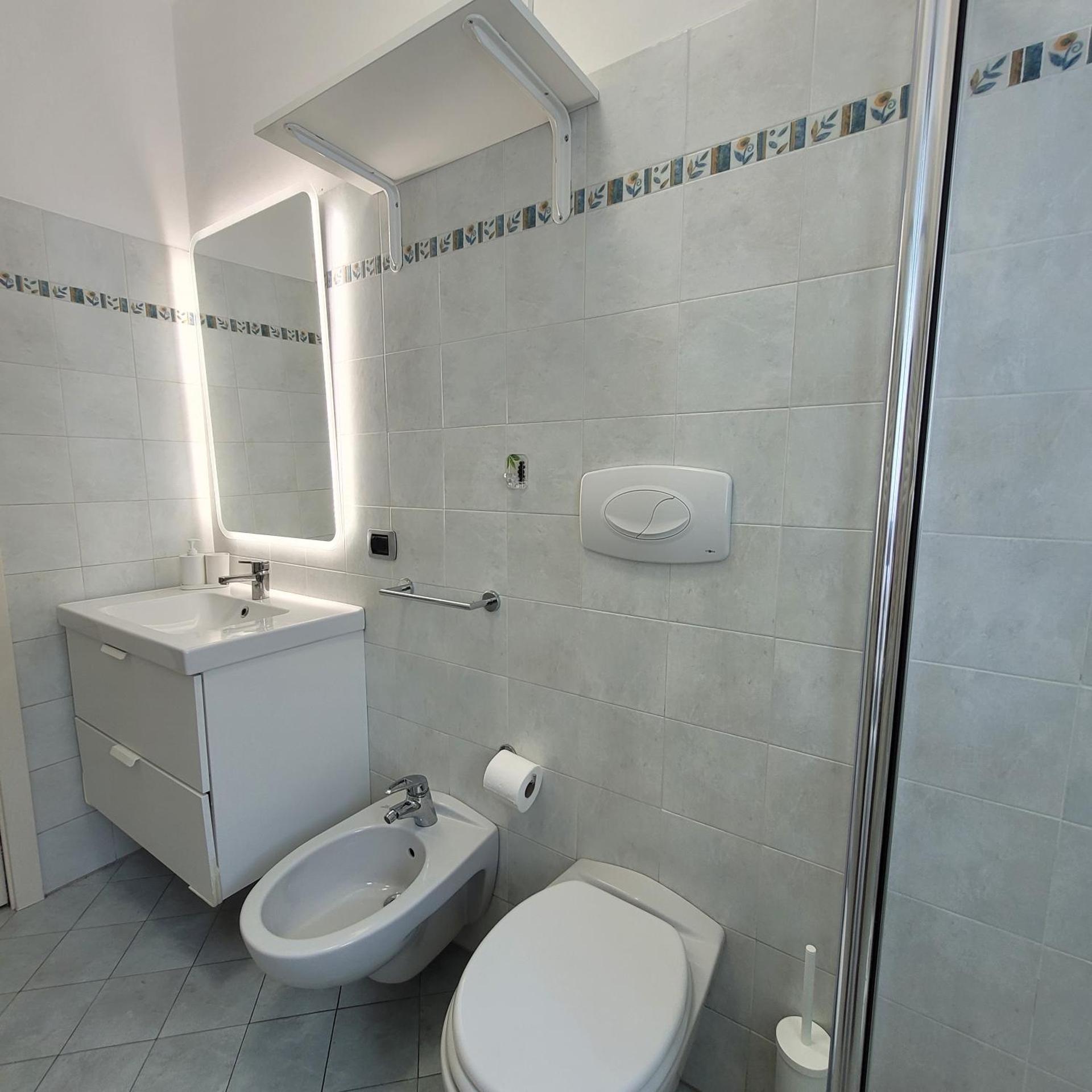 Onda del lago Mountain Lake Iseo Hospitality