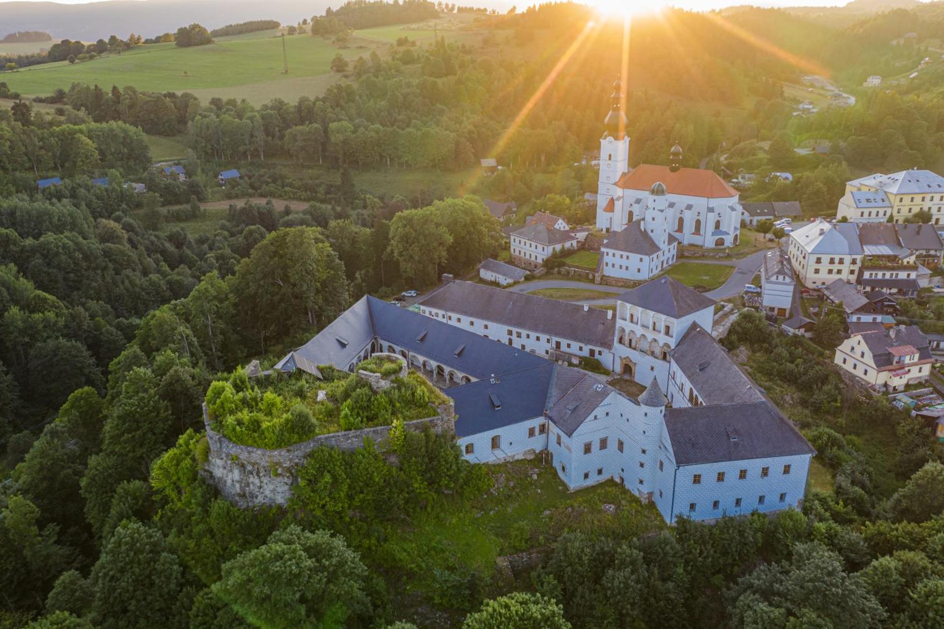 zámek Kolštejn - hotel Chateau Goldenstein