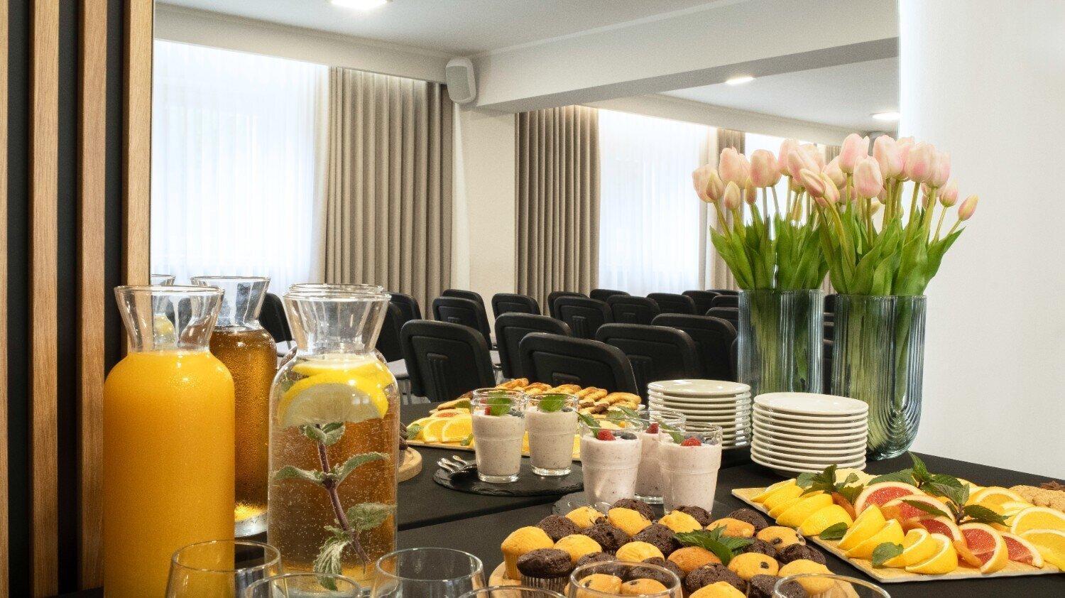 Meeting/conference room