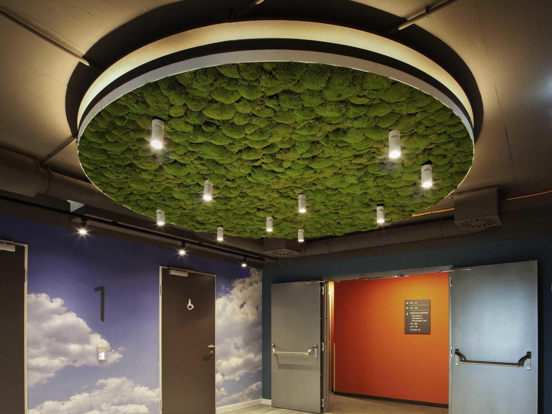 Meeting/conference room