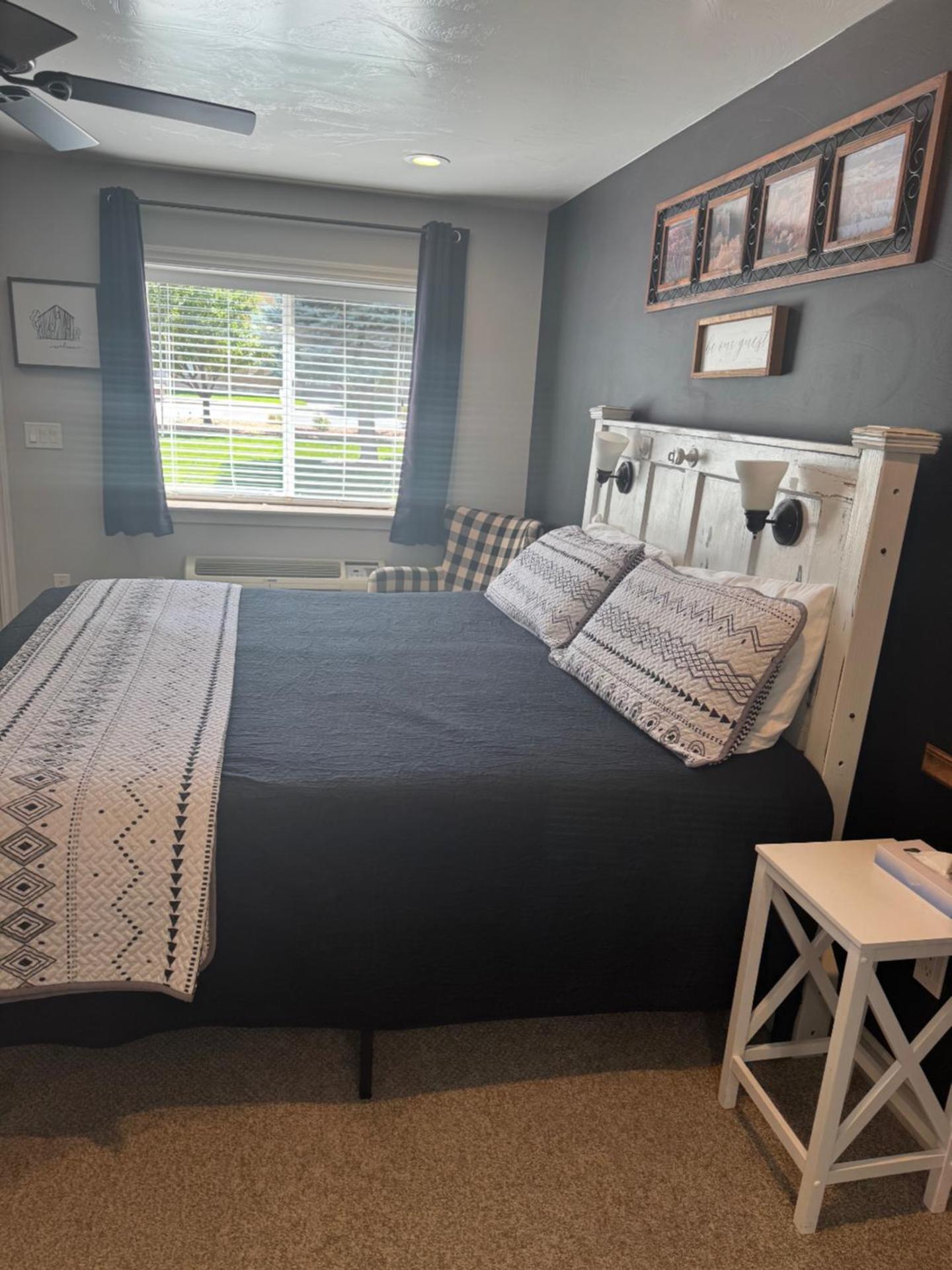 Photo of the whole room