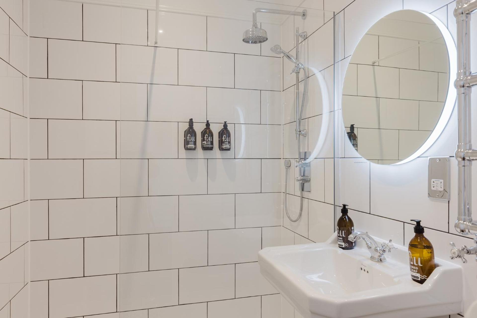 Grace's Guesthouse Room 5