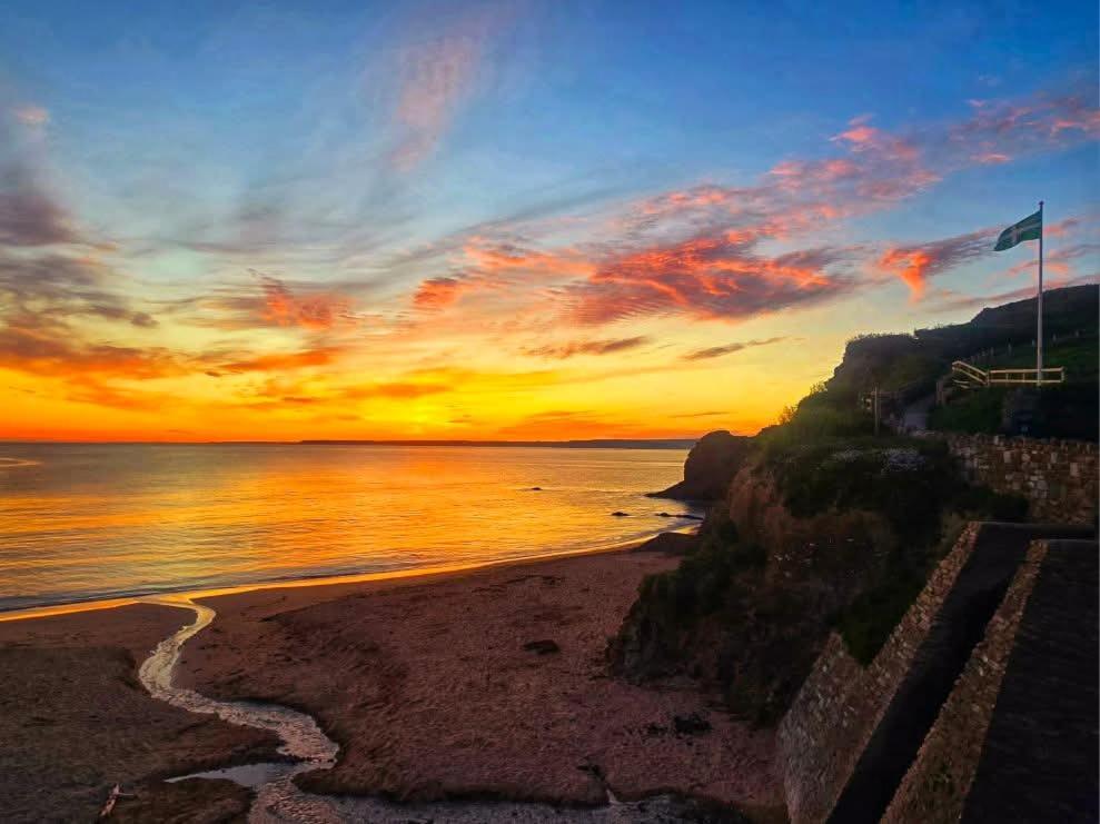 Garden View Apartment
