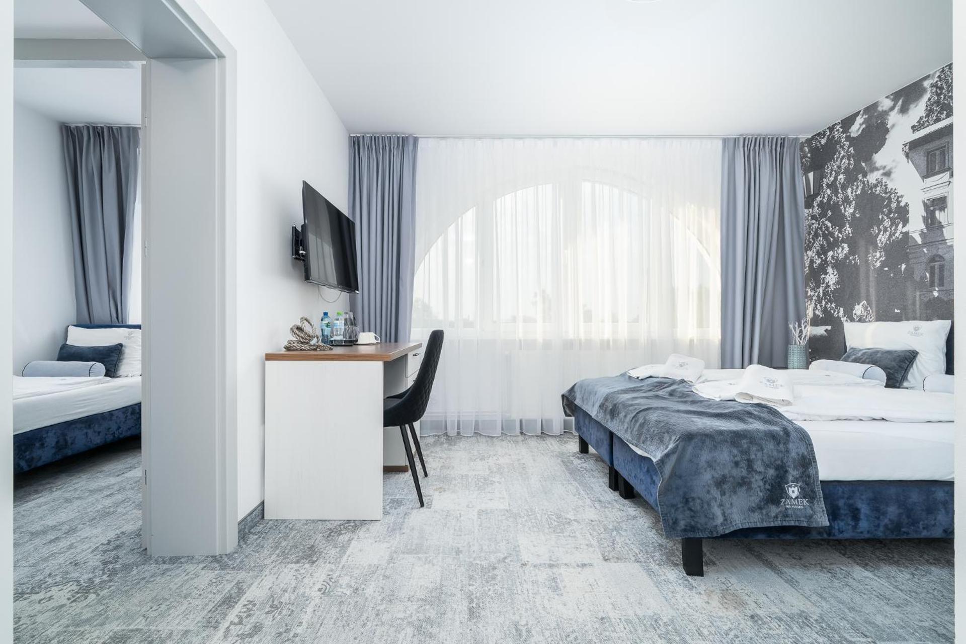 ZAMEK NA PIASKU - Tuż przy Plaży