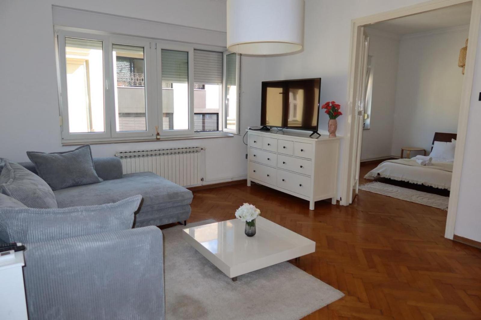 Central STAR by Top Hill