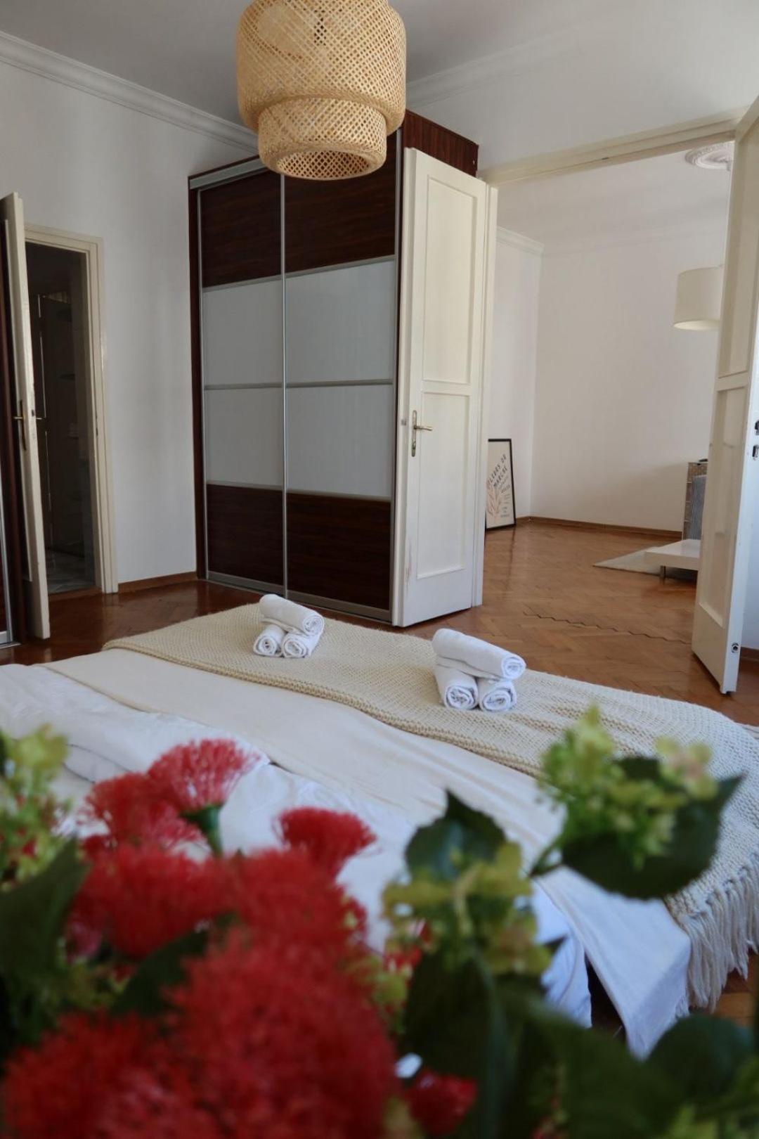 Central STAR by Top Hill