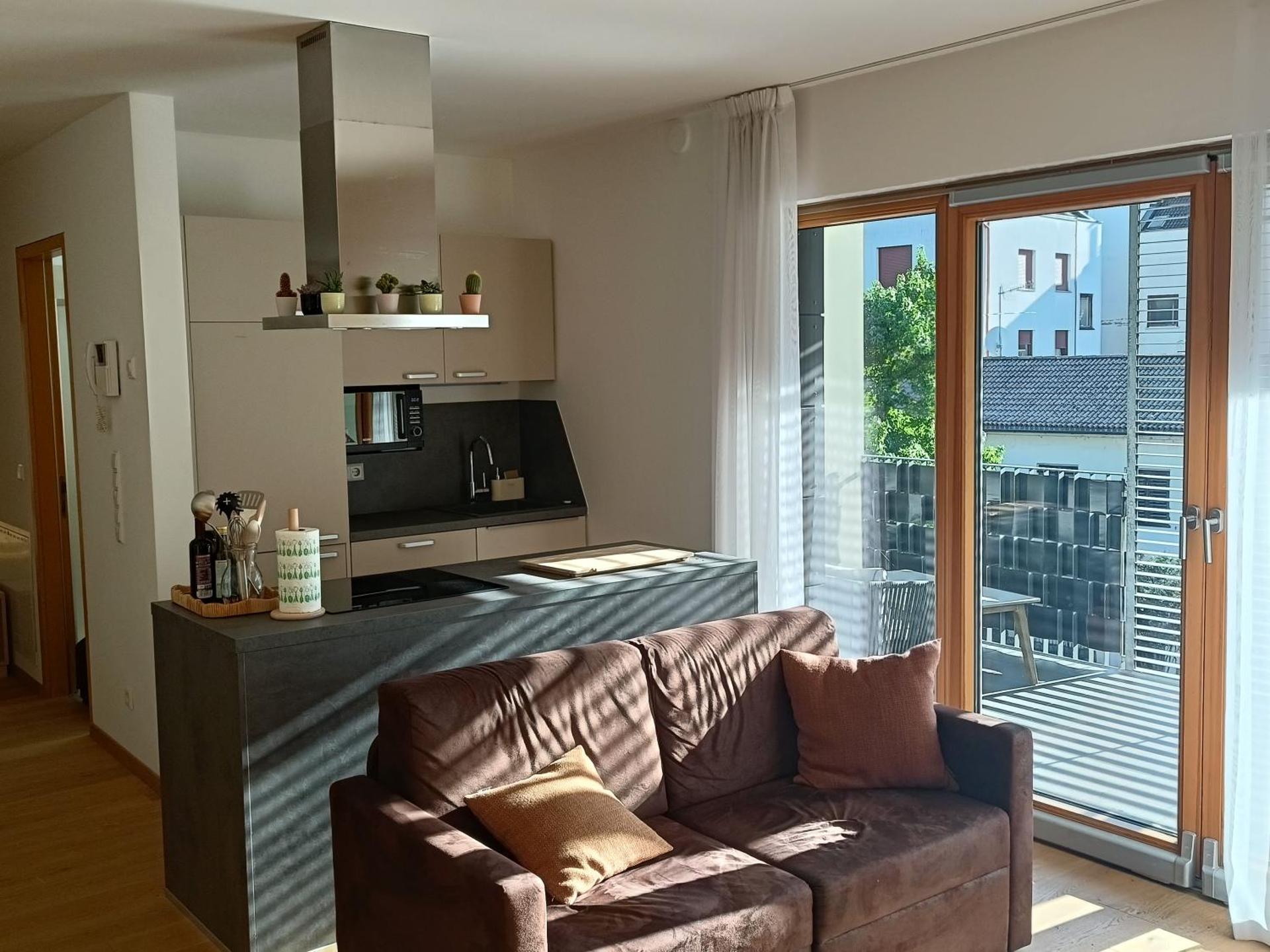 Villa Ehrenburg - Private Apartments