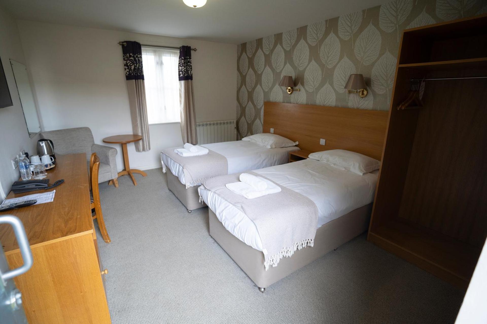 Sturdy`s Castle - Historic Coaching Inn near Blenheim Palace, Oxfordshire