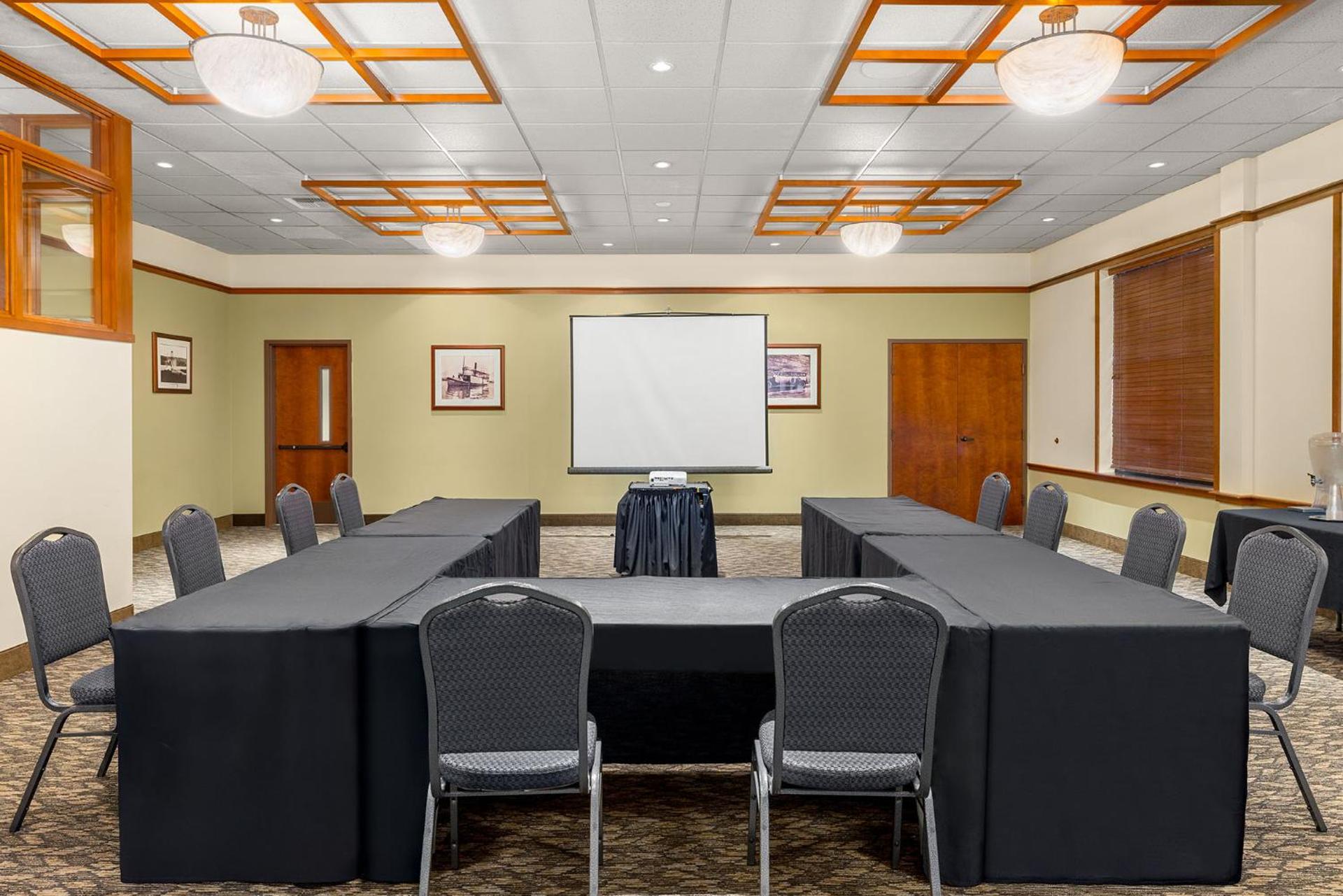 Meeting/conference room