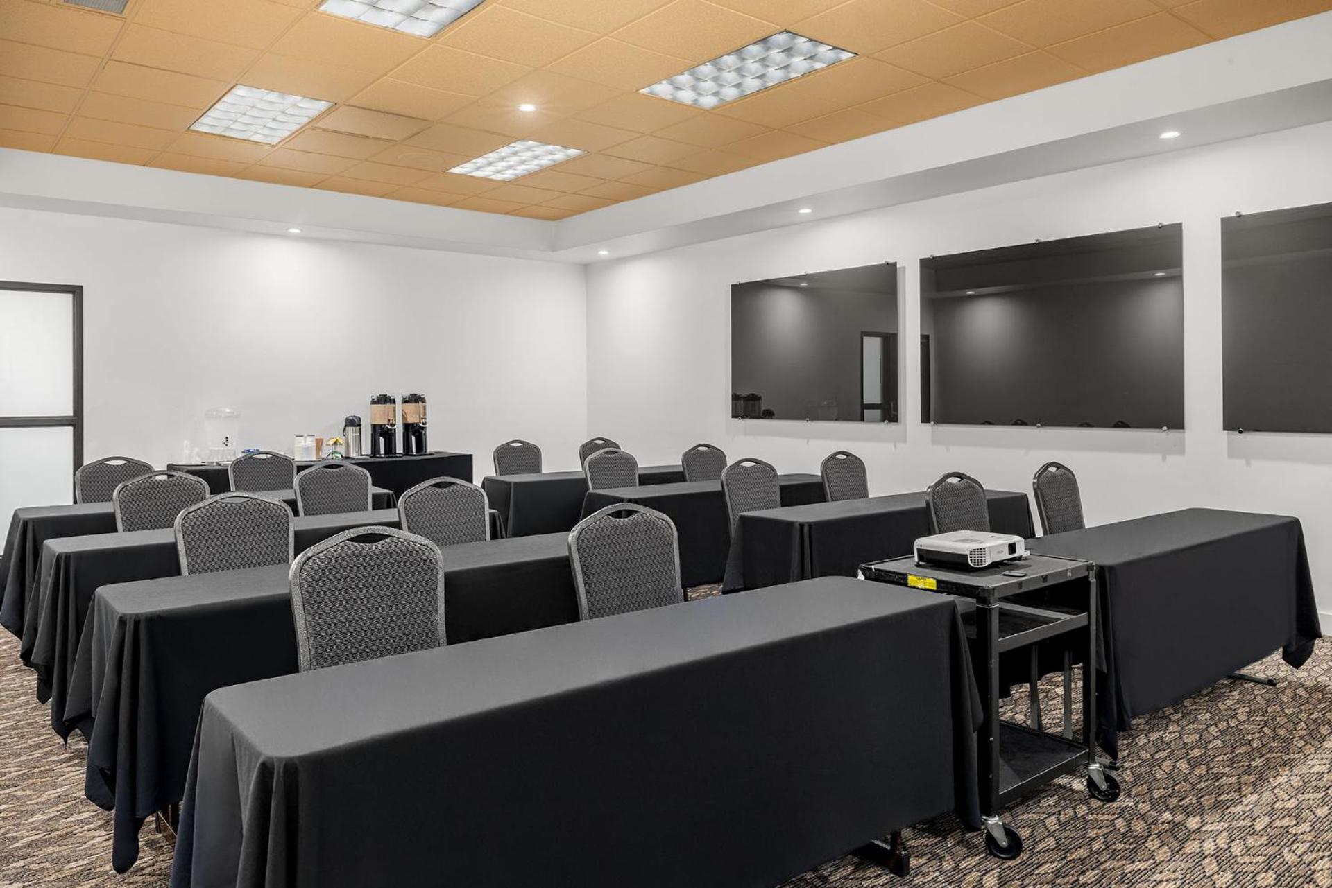 Meeting/conference room