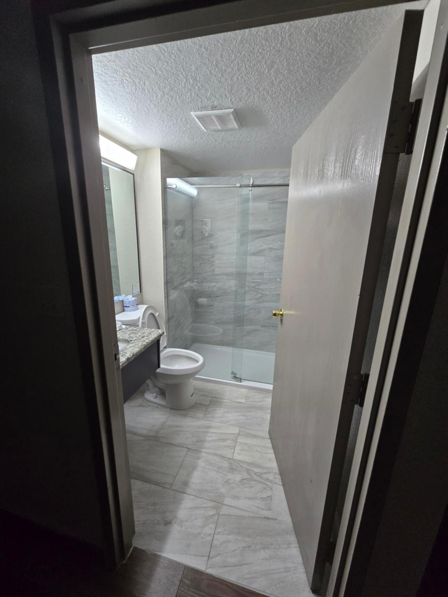 King Room - Non-Smoking