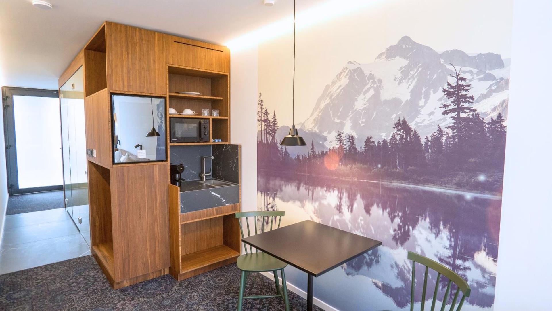 Kitchen or kitchenette