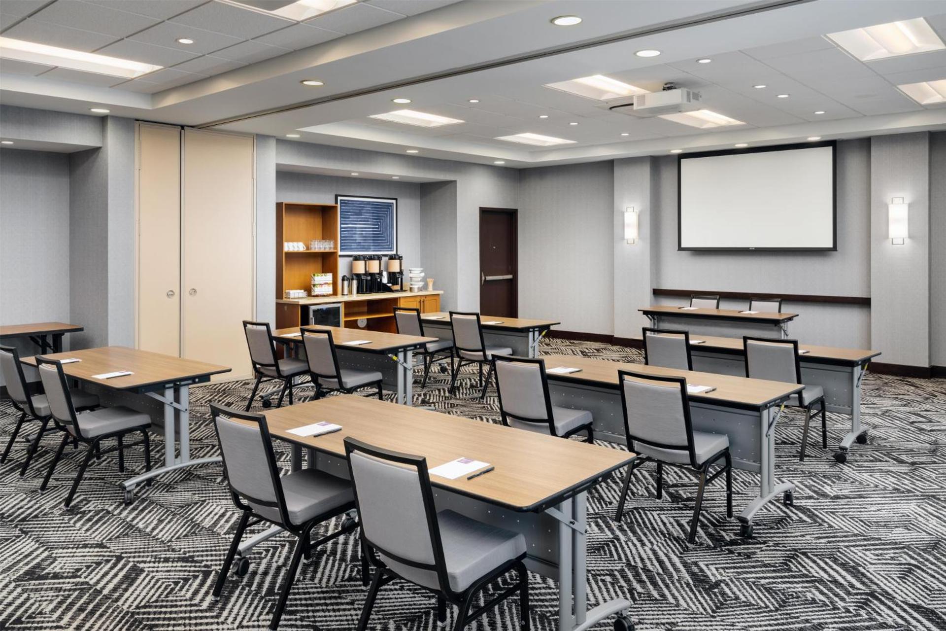 Meeting/conference room