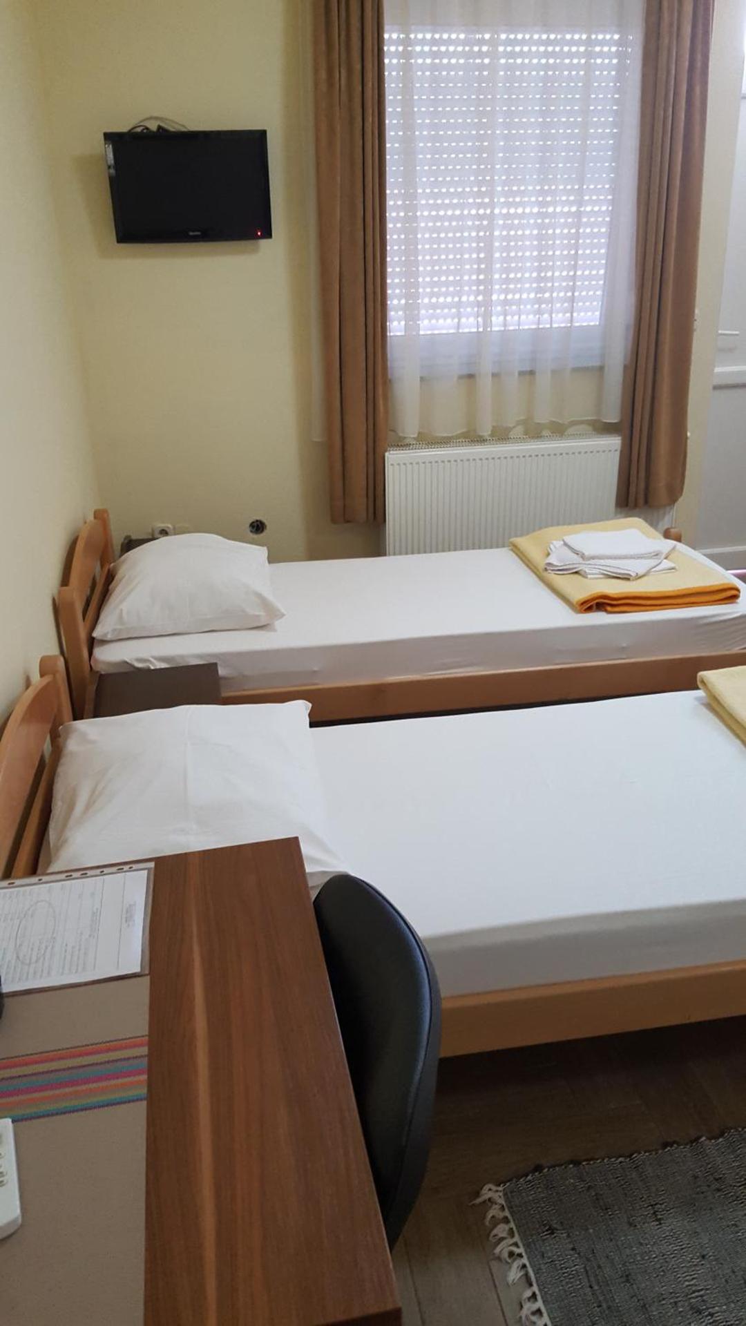 Quadruple Room with Private Bathroom