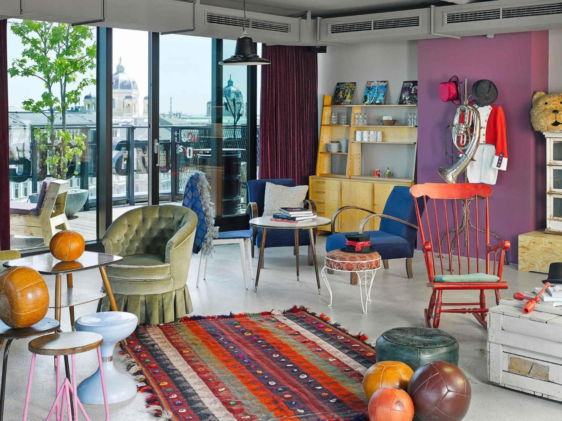 Meeting/conference room