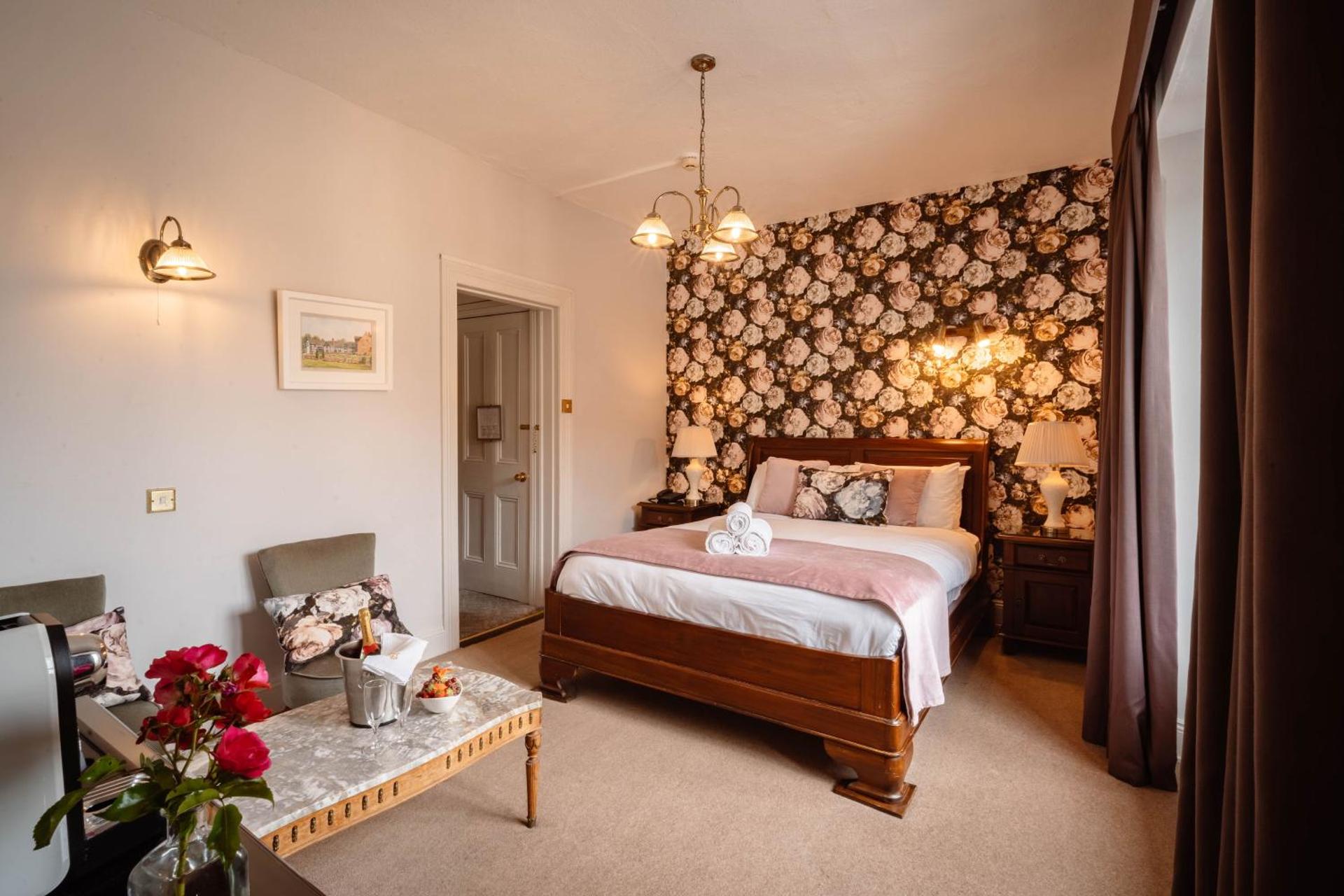 Courtmacsherry Hotel