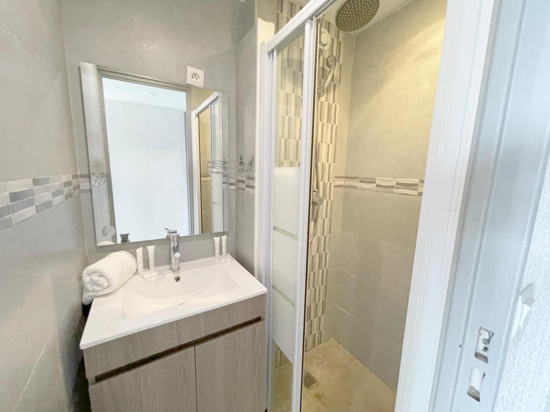 Studio with Sea View