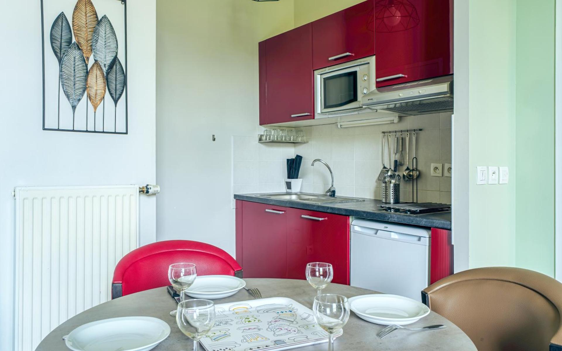 Kitchen or kitchenette