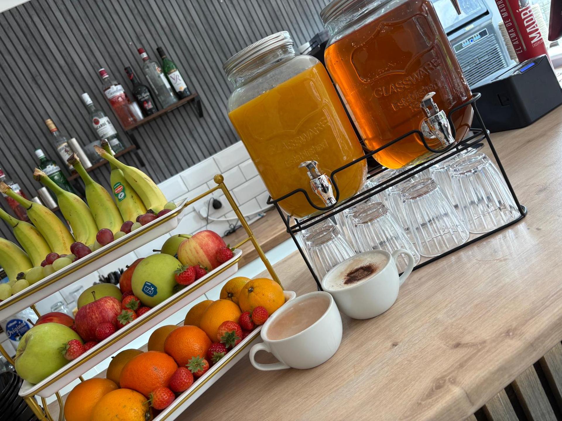 Coffee/tea facilities