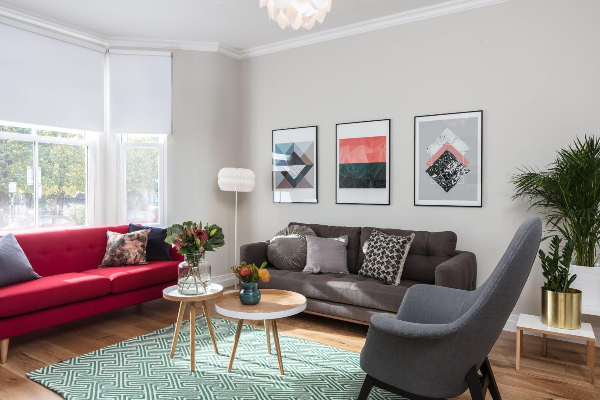 Communal lounge/ TV room