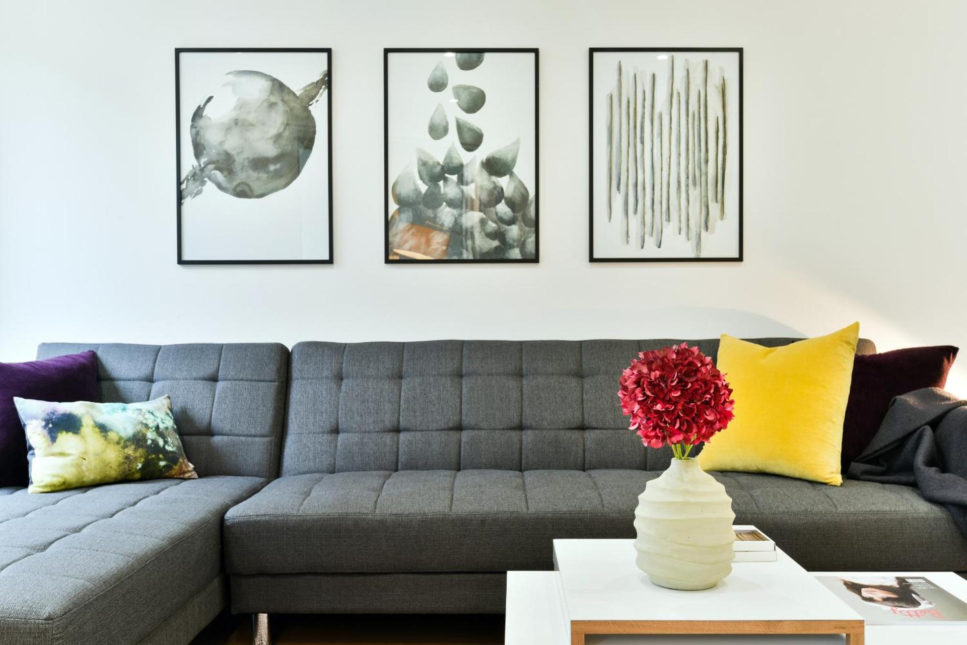 Communal lounge/ TV room