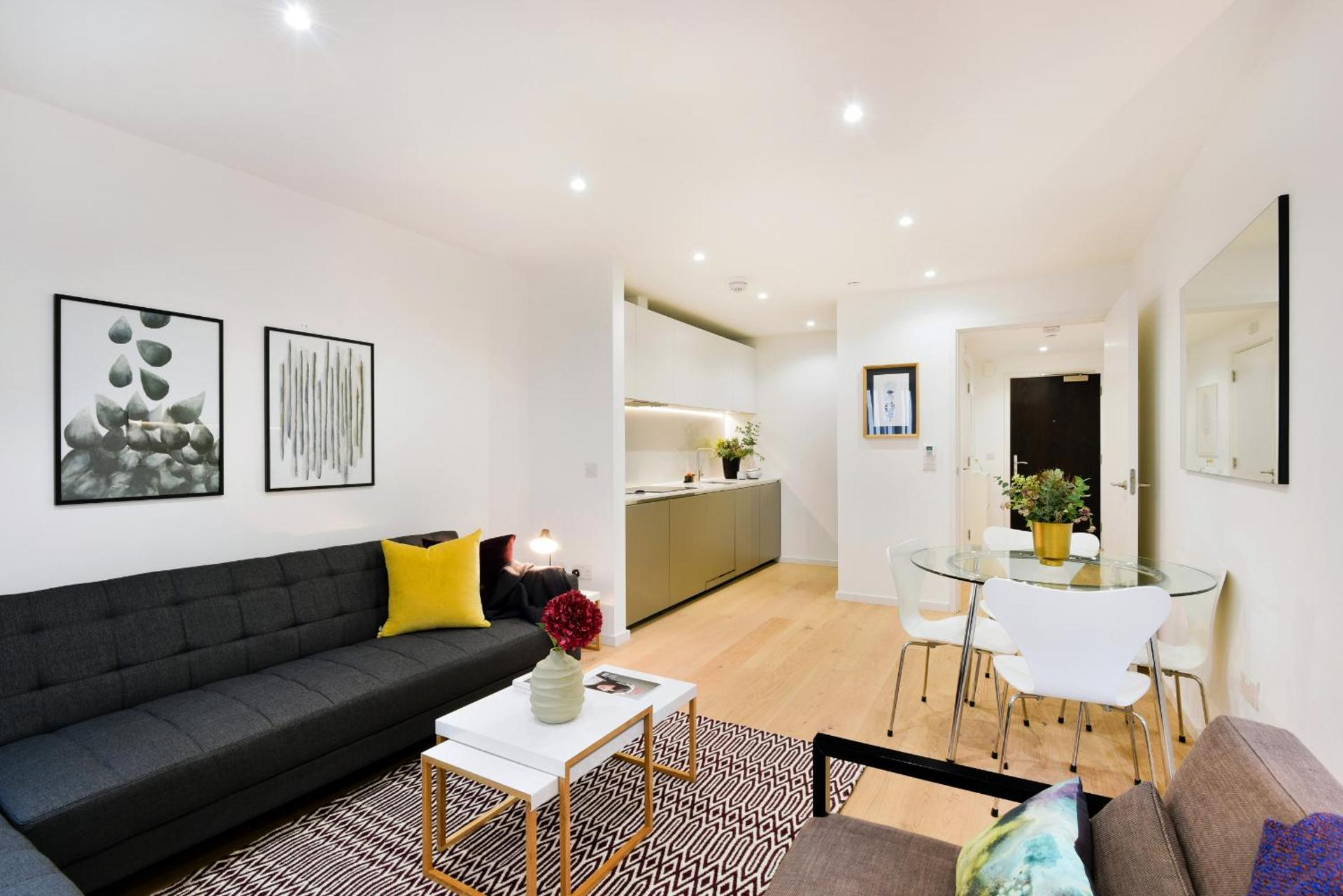 Communal lounge/ TV room