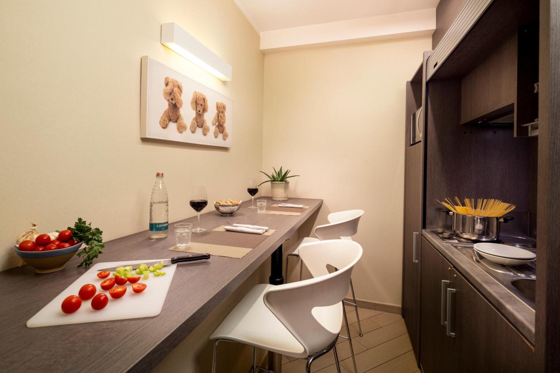 Kitchen or kitchenette