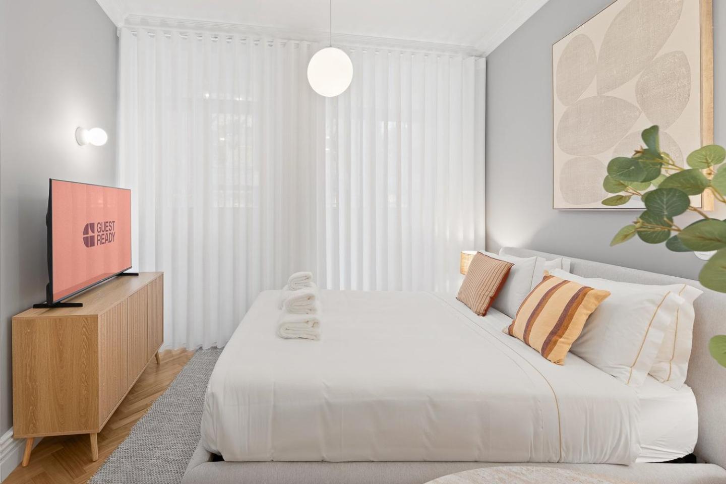 GuestReady - Music Scale Studios