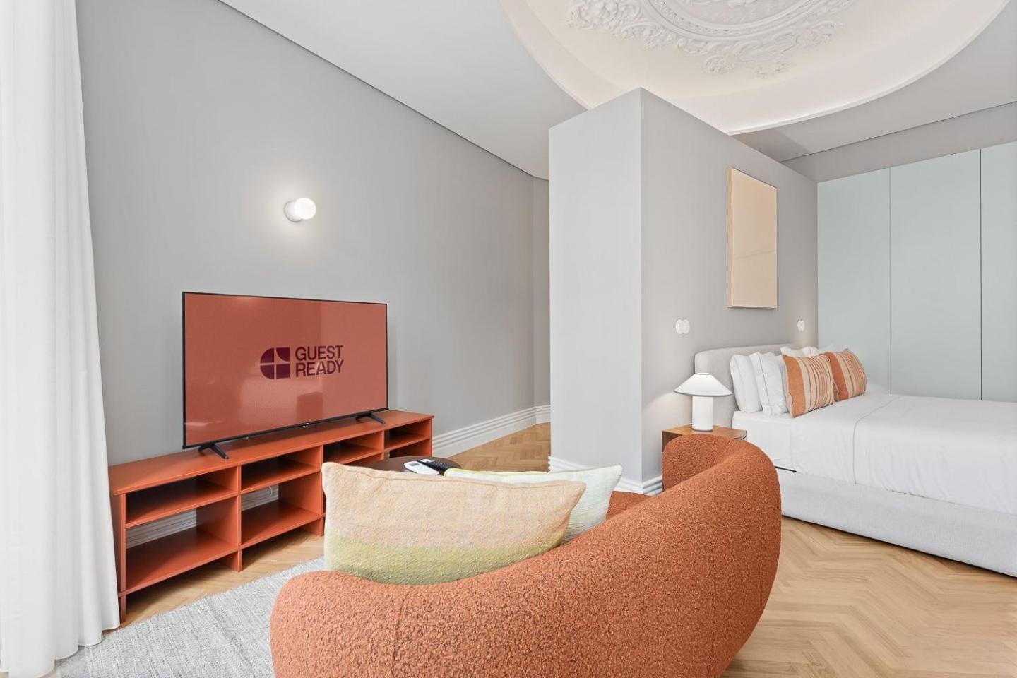 GuestReady - Music Scale Studios