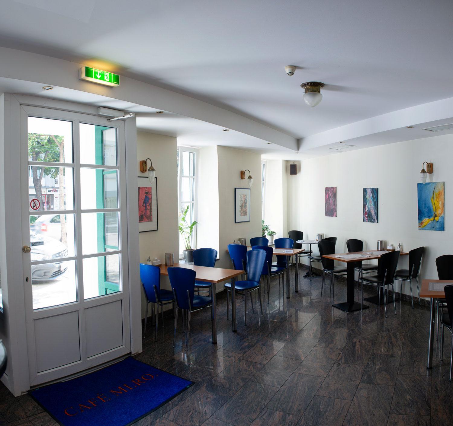 Restaurant/places to eat