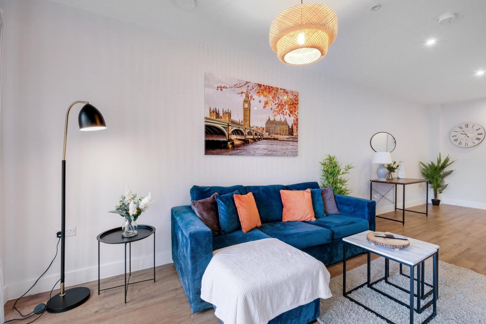 Communal lounge/ TV room