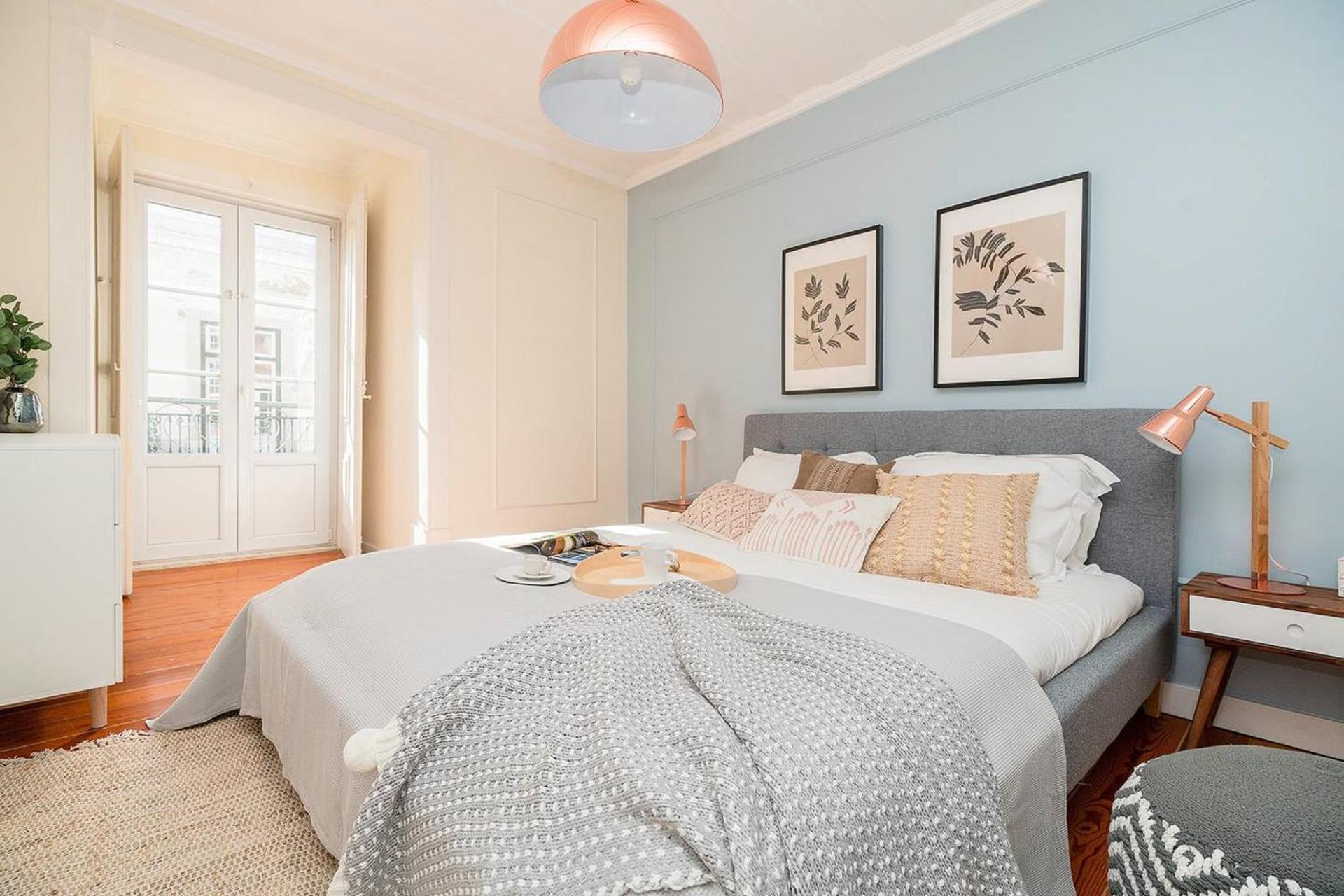 Stylish 2BD Apartment in Chiado