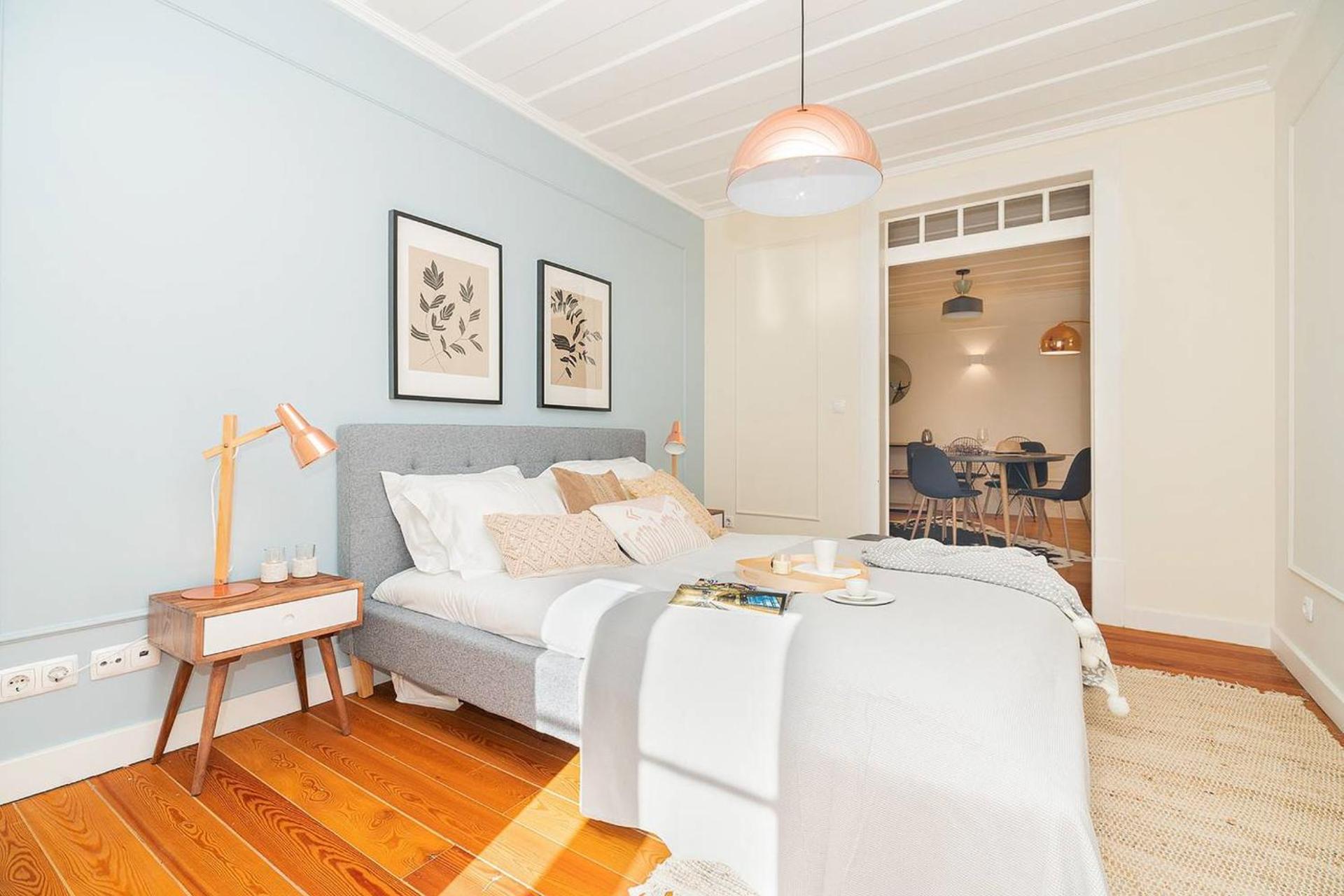 Stylish 2BD Apartment in Chiado