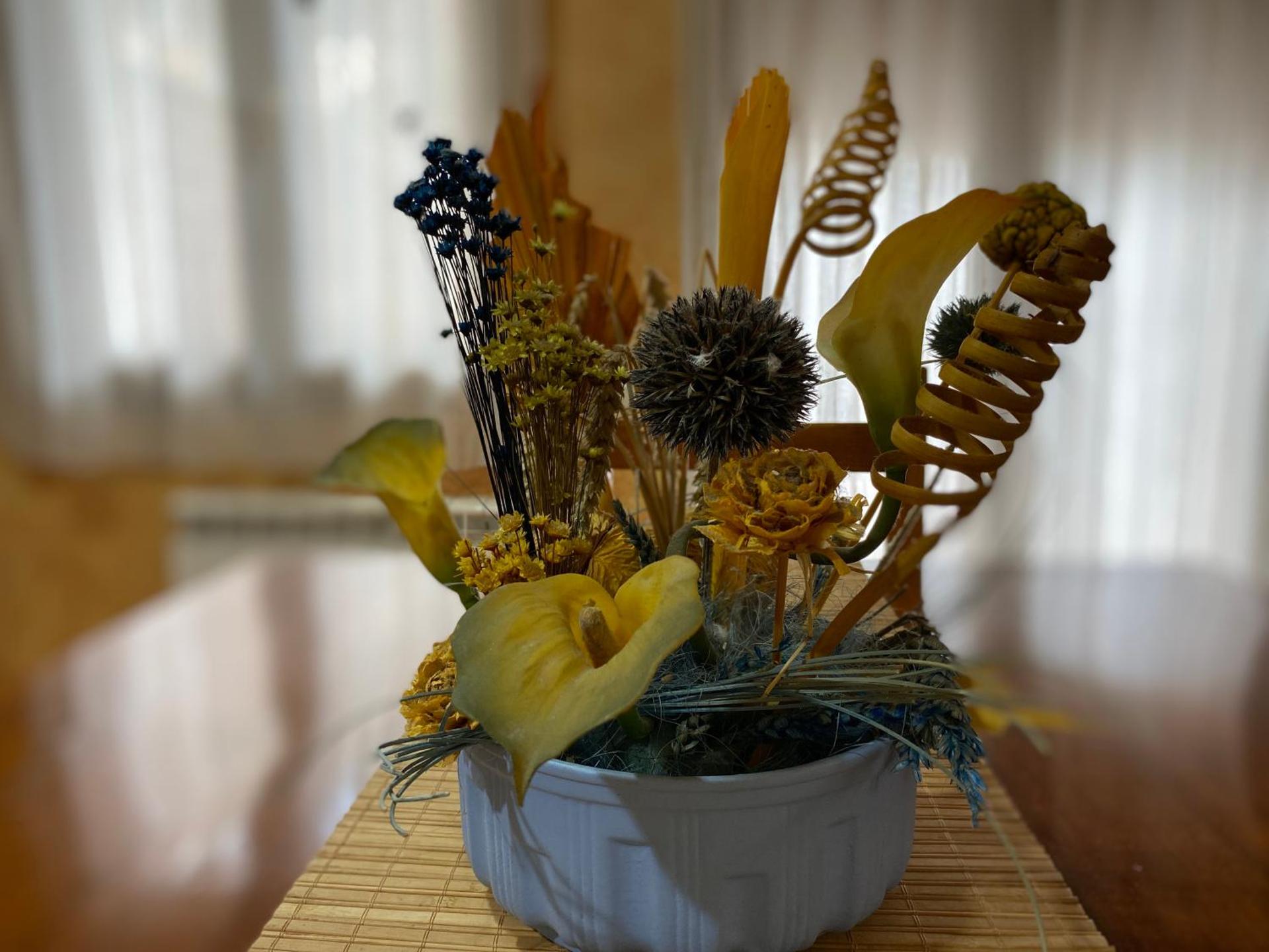 Apartamentos Casa Lola Beceite, terraza y barbacoa