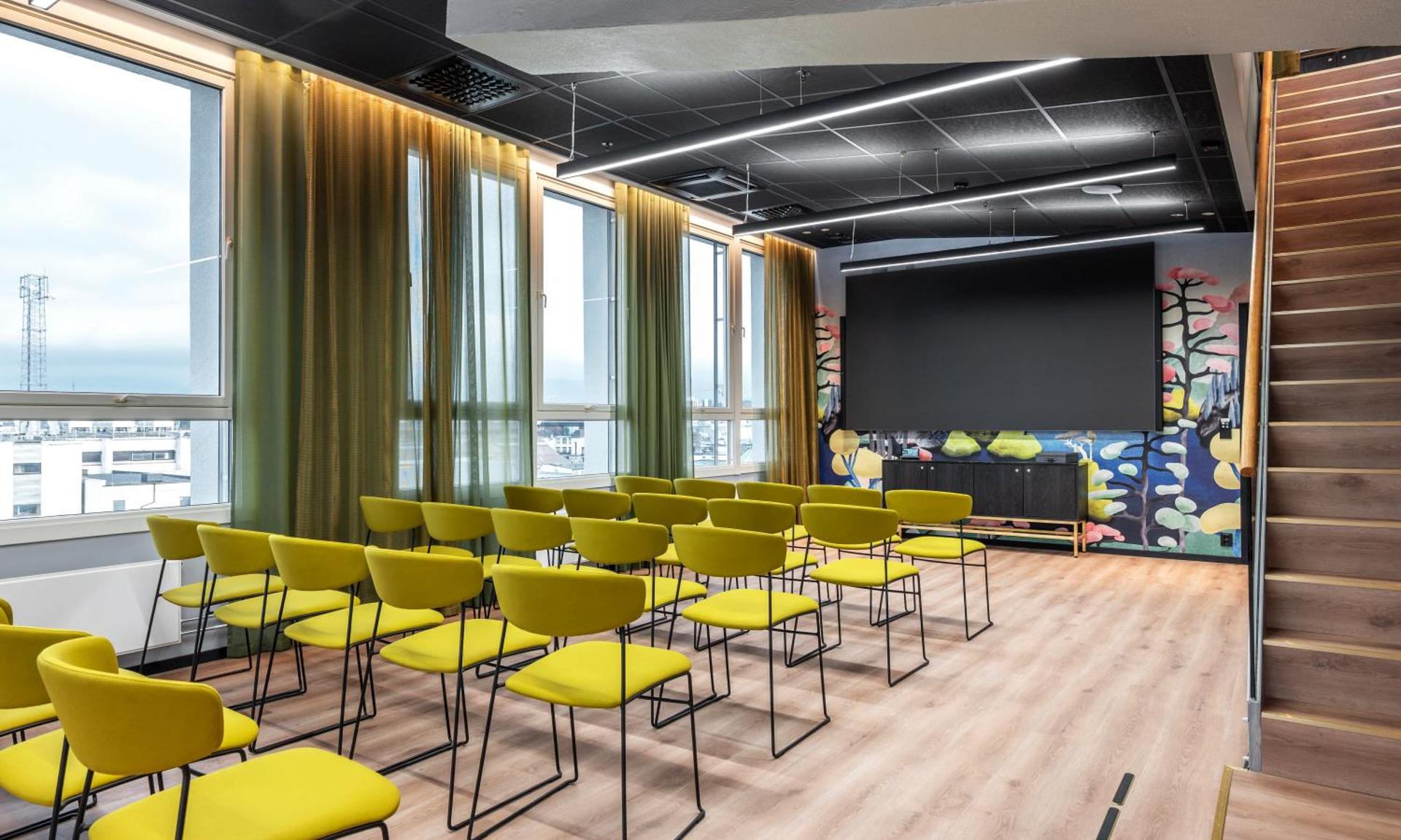 Meeting/conference room