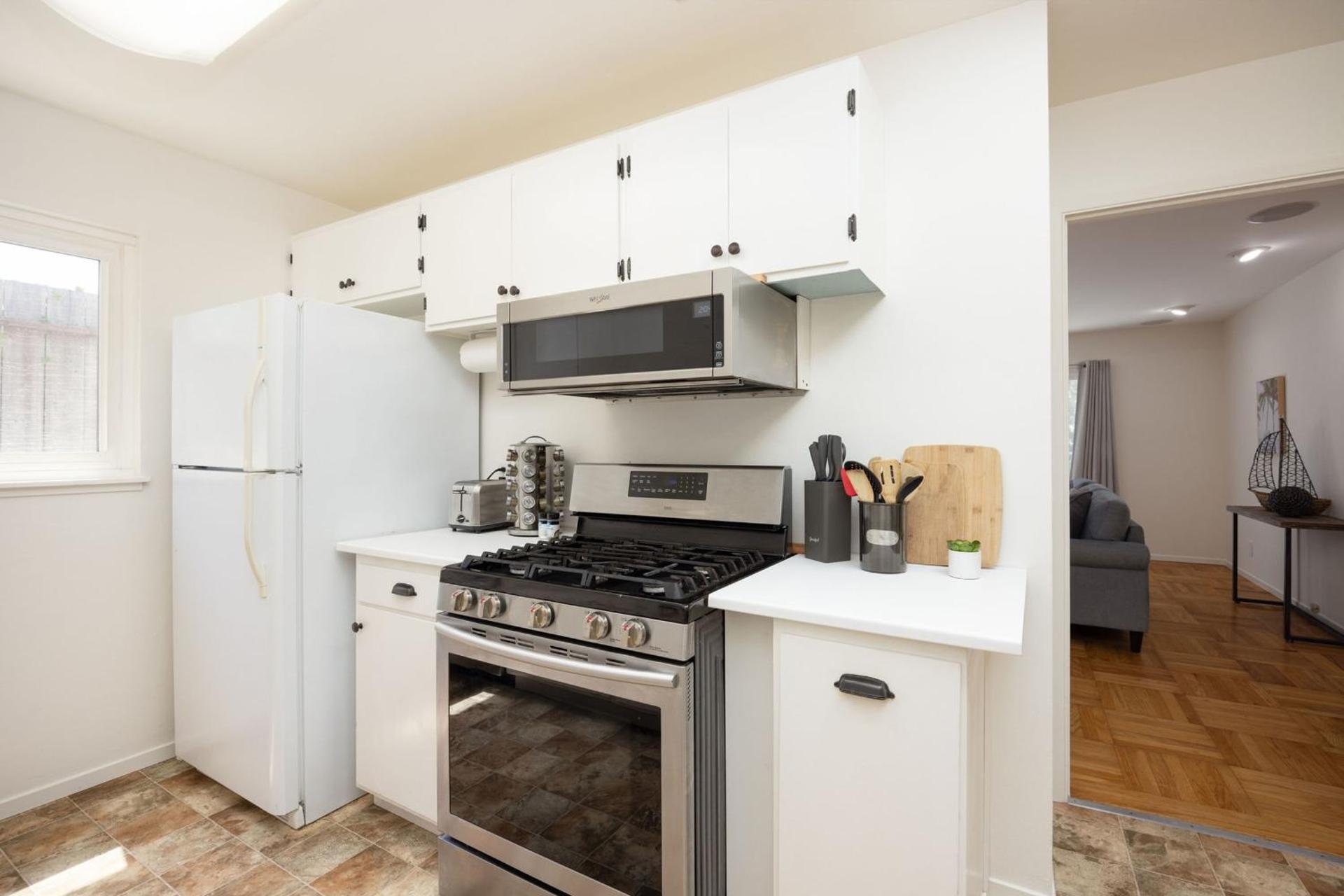 Entire Oceanview Coastal Retreat in Pacifica