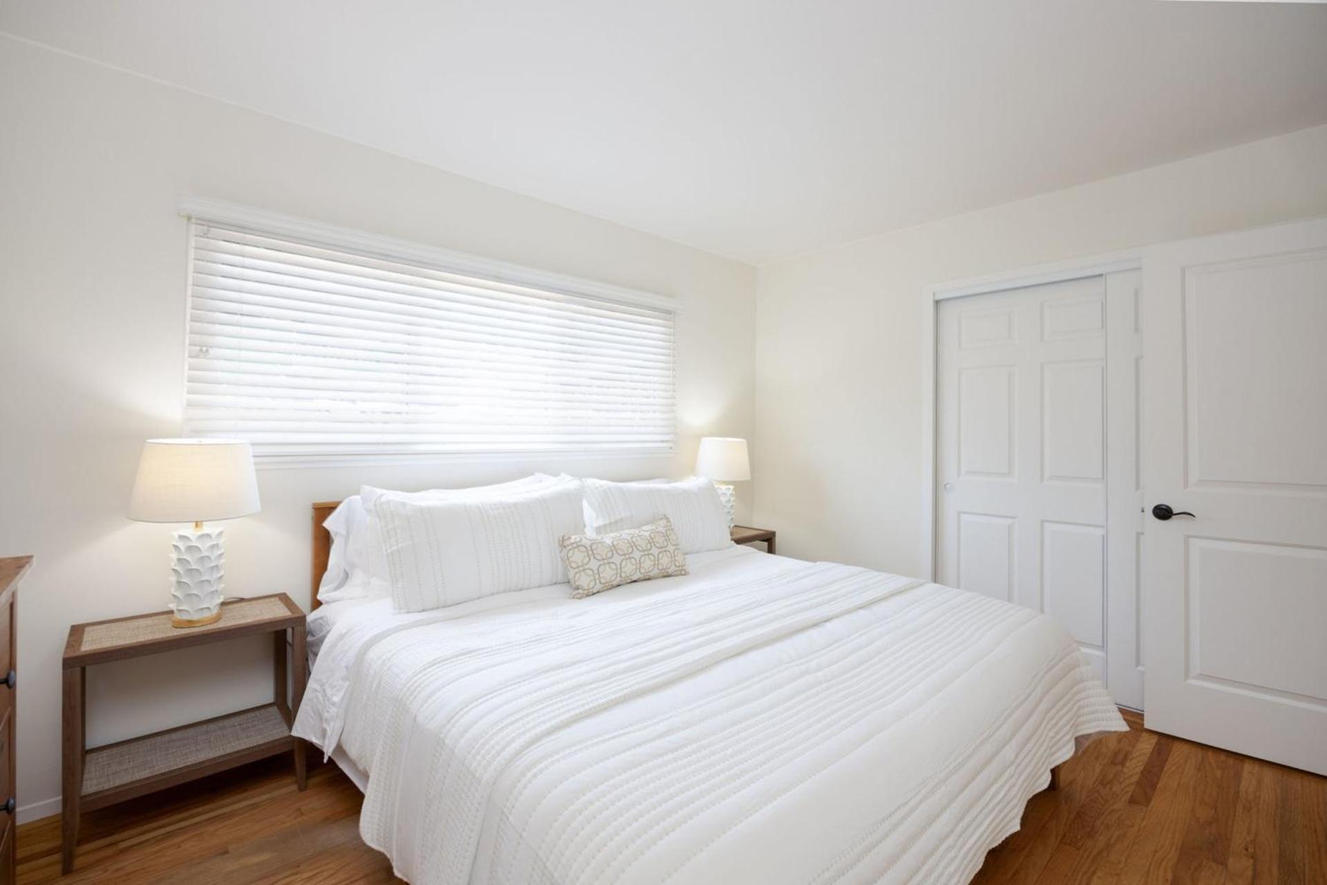 Entire Oceanview Coastal Retreat in Pacifica