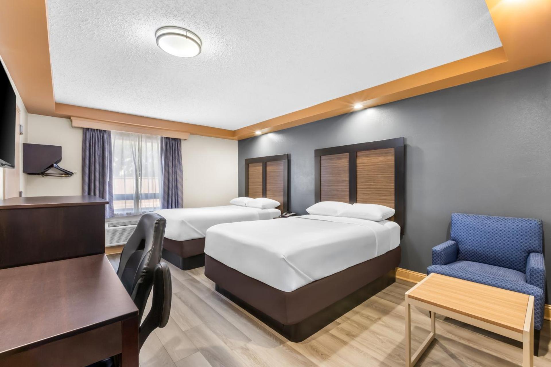 Double Room with Two Double Beds - Accessible/Non-Smoking