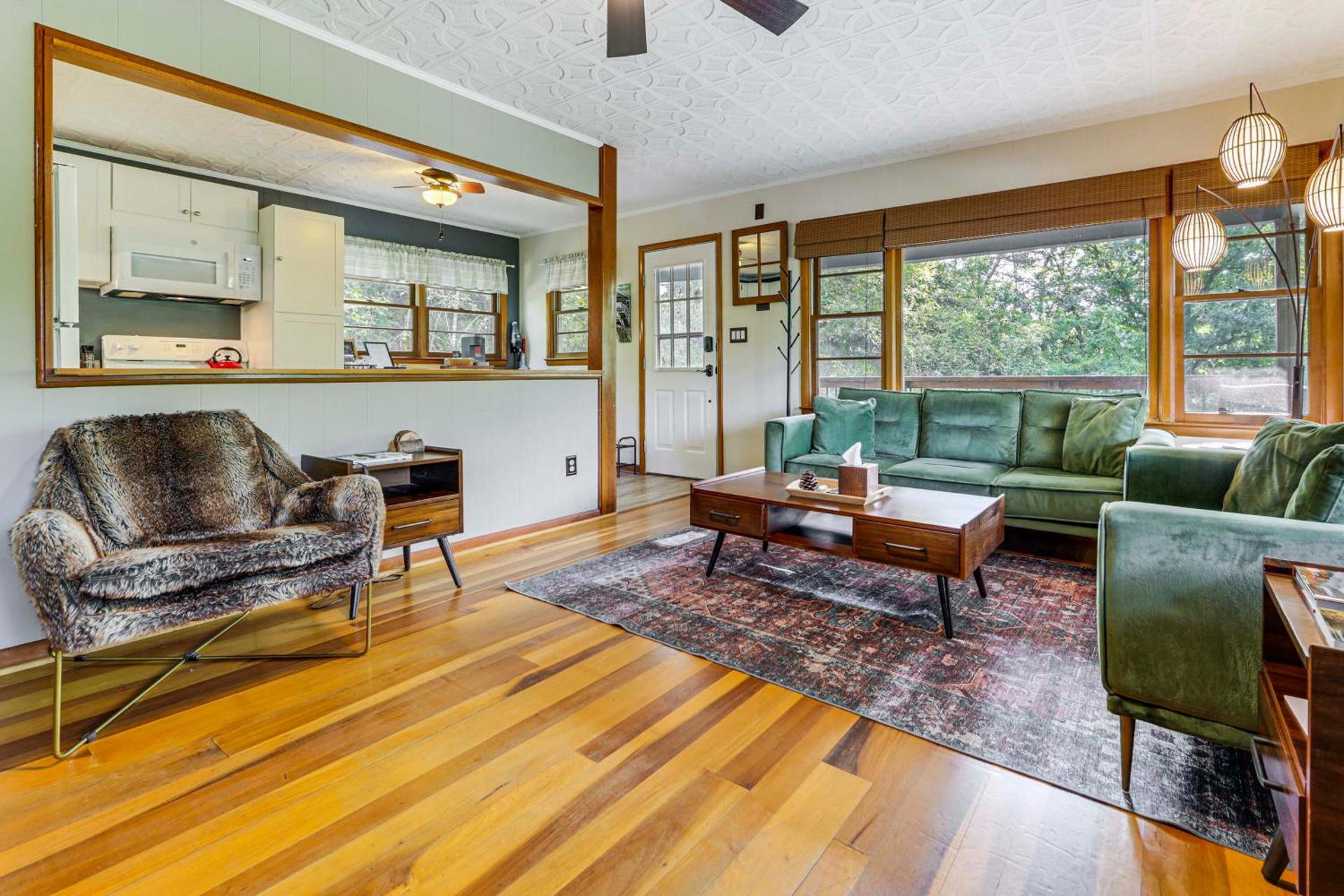 Sylva Riverfront Cabin Near WCU Pet-Friendly!