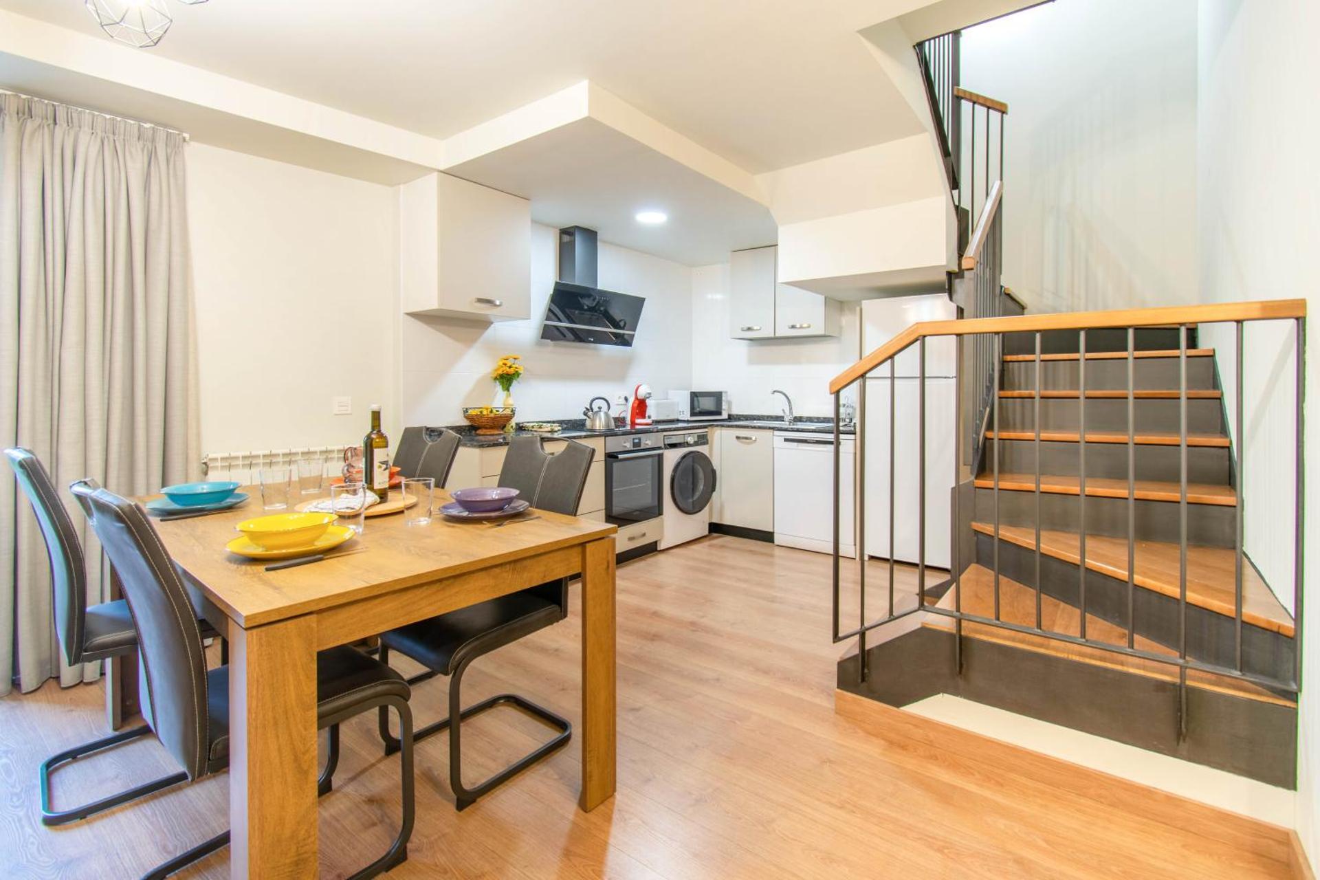 Preciosa casa rural con jardin cerca de Pamplona