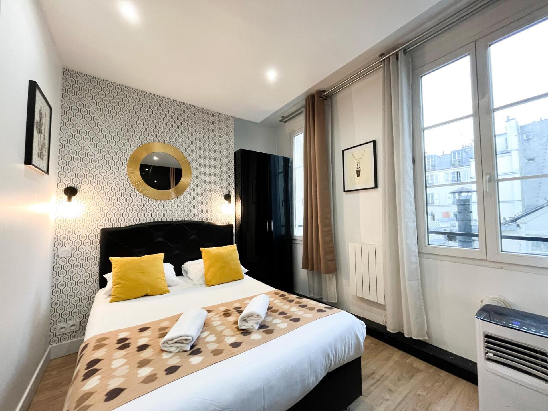 UrbanFlat 158 - Louis Flat in Montorgueil