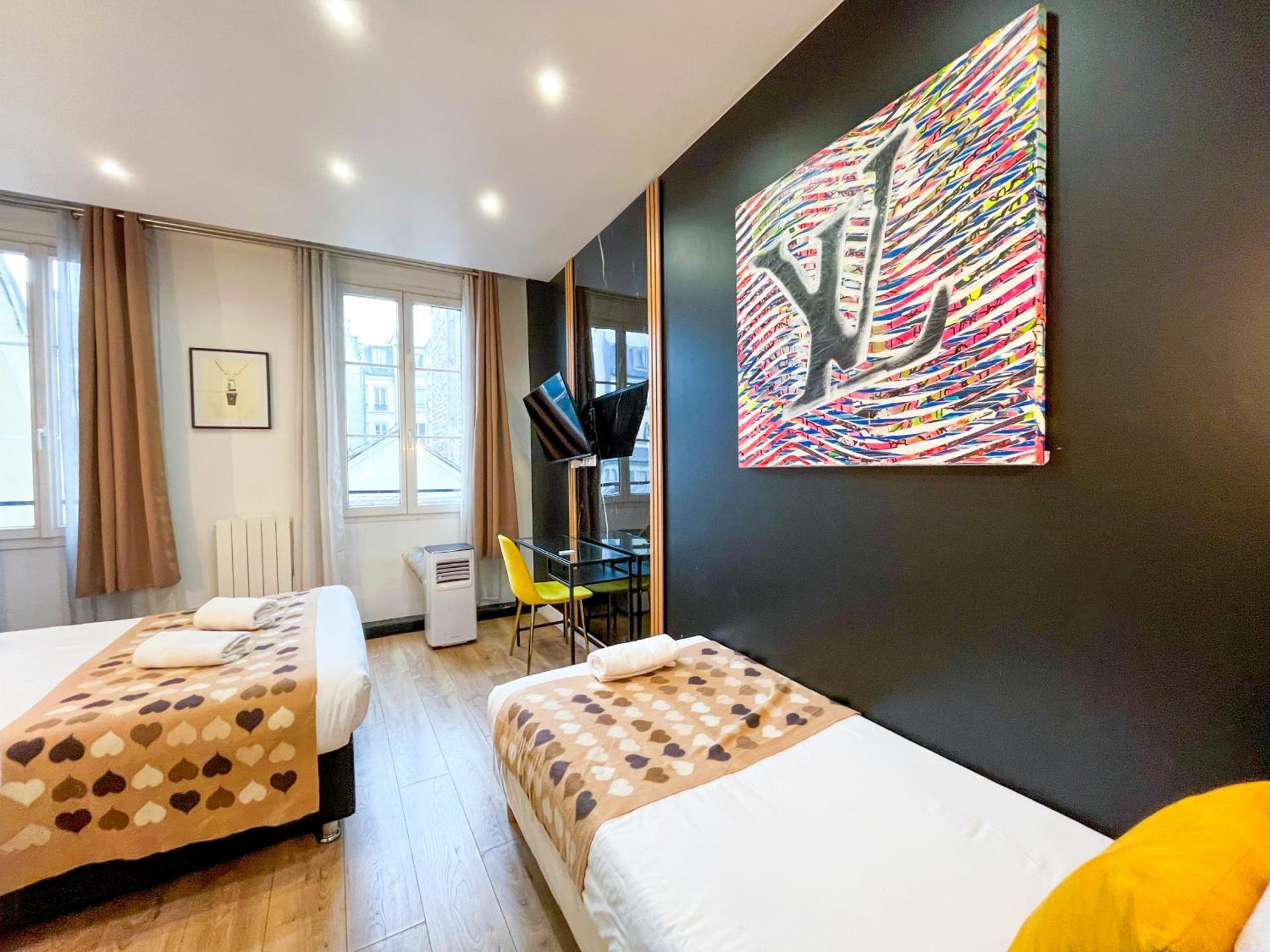 UrbanFlat 158 - Louis Flat in Montorgueil