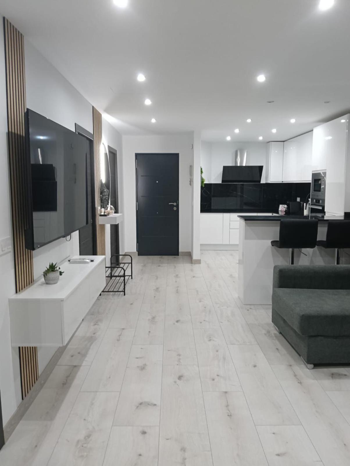 Apartamento de lujo N&C con terraza - Playa Arenal Bol