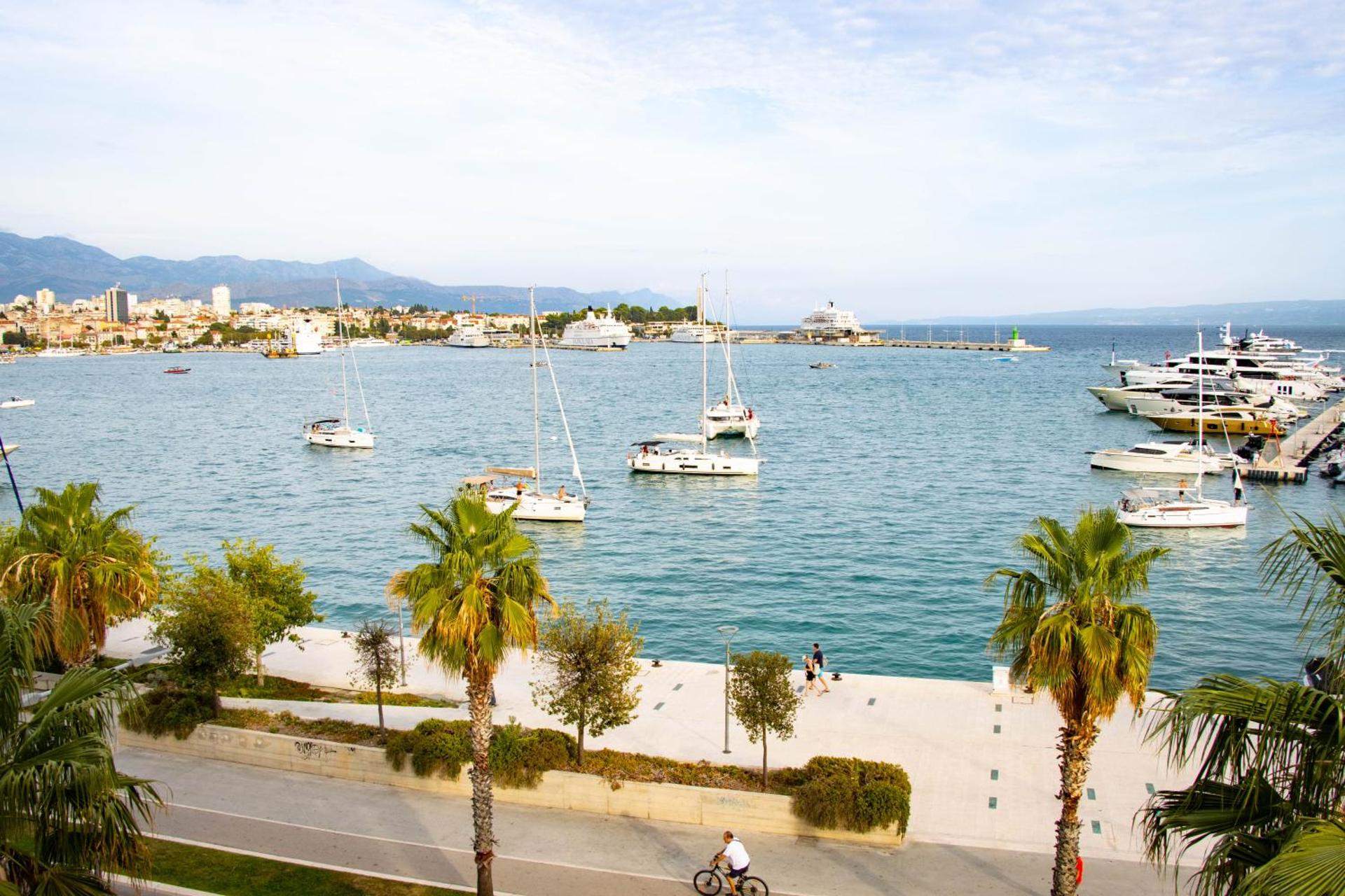 Split Coast Apartment